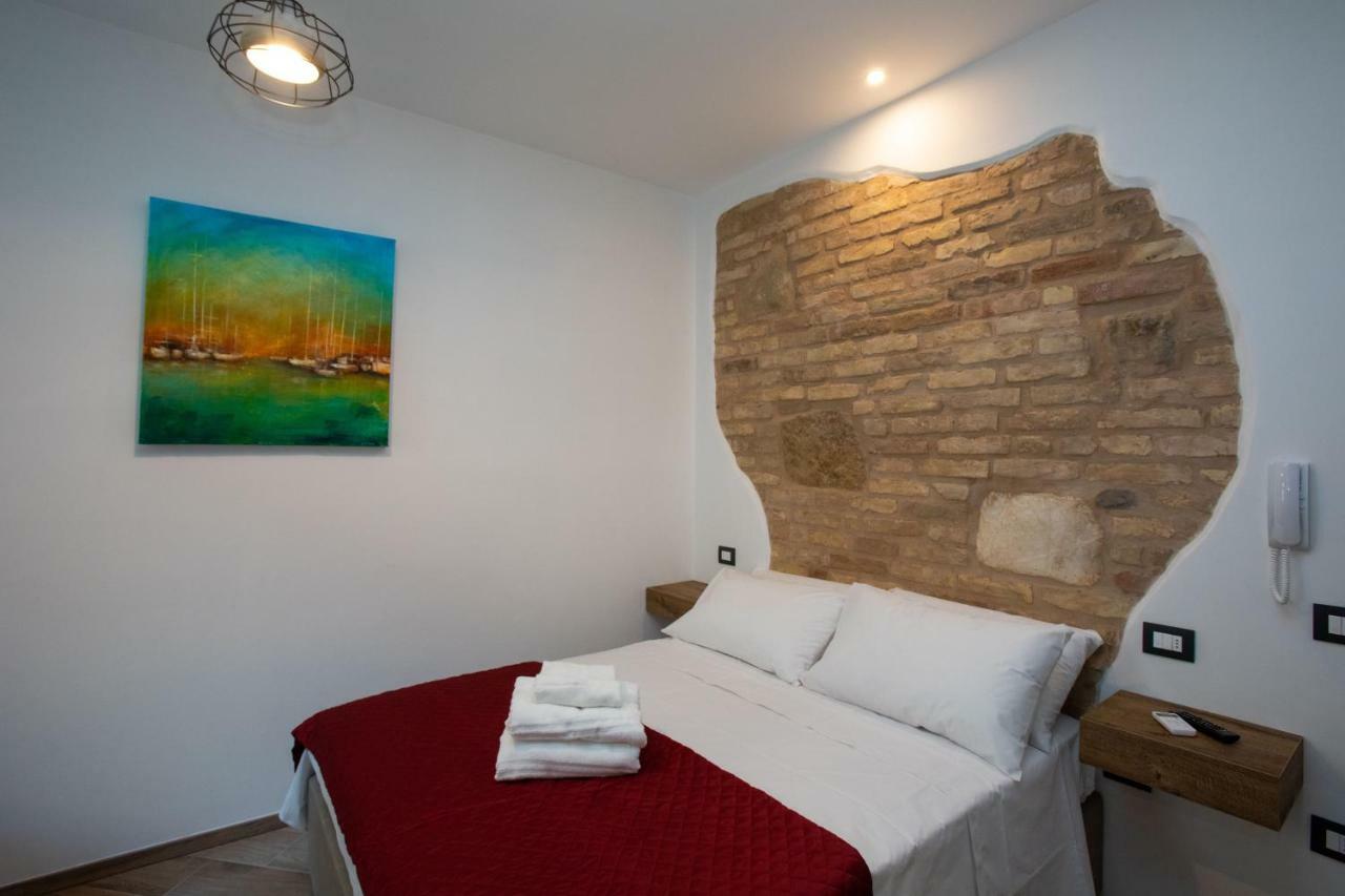 Al 54 Accommodation San Benedetto del Tronto Ngoại thất bức ảnh