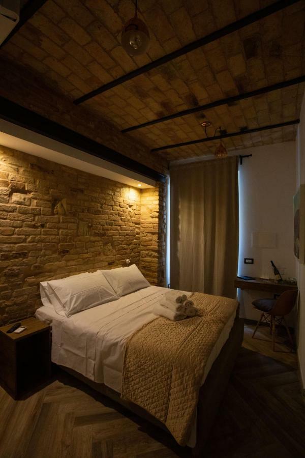 Al 54 Accommodation San Benedetto del Tronto Ngoại thất bức ảnh