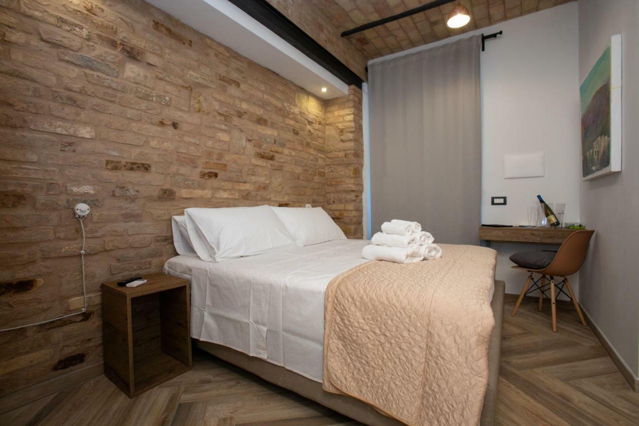 Al 54 Accommodation San Benedetto del Tronto Ngoại thất bức ảnh