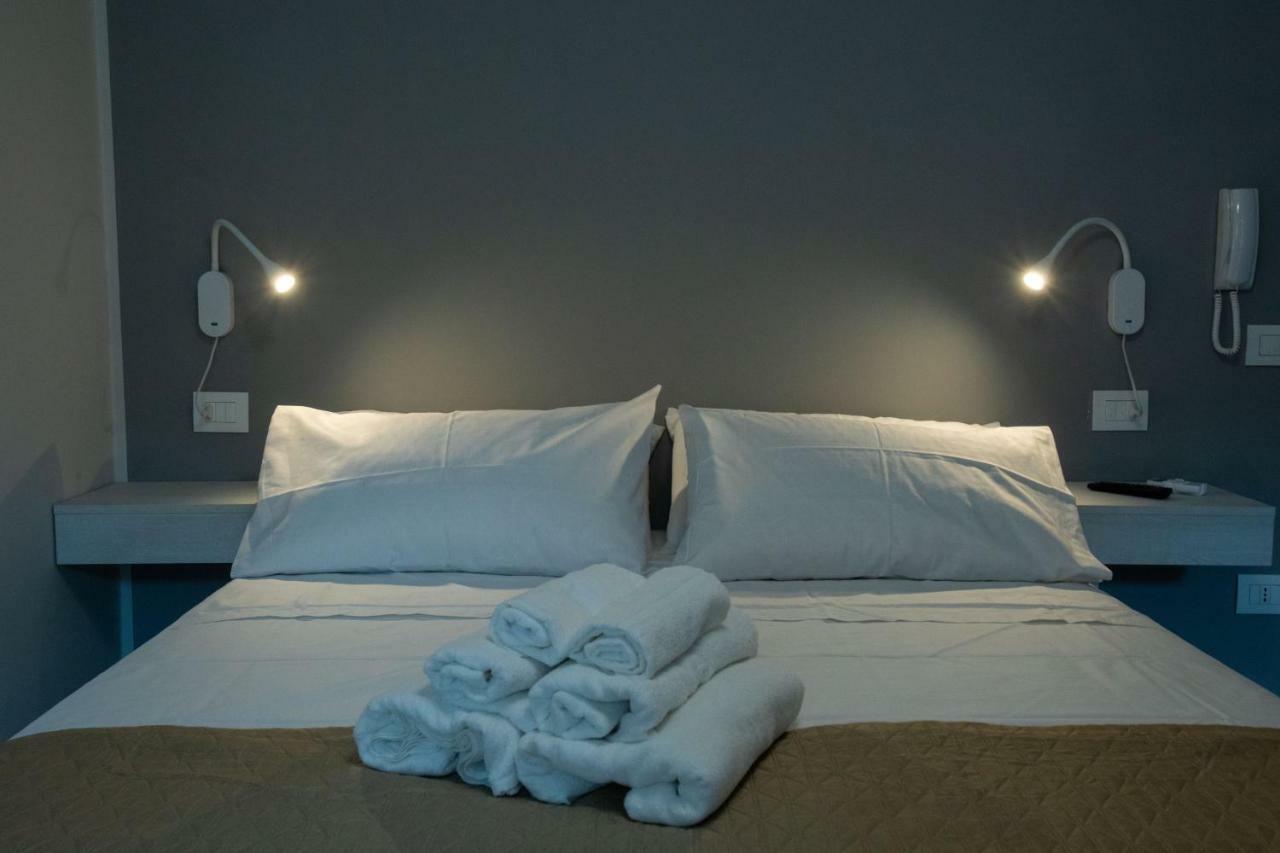 Al 54 Accommodation San Benedetto del Tronto Ngoại thất bức ảnh